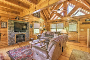 Smoky Mtn Family Cabin with Mtn Views, Deck and Grill!
